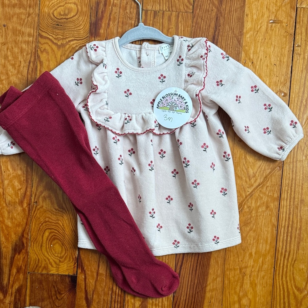 Petit Lem Cream and Red Winterberry Top with Tights